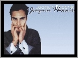 Joaquin Phoenix, czarne włosy