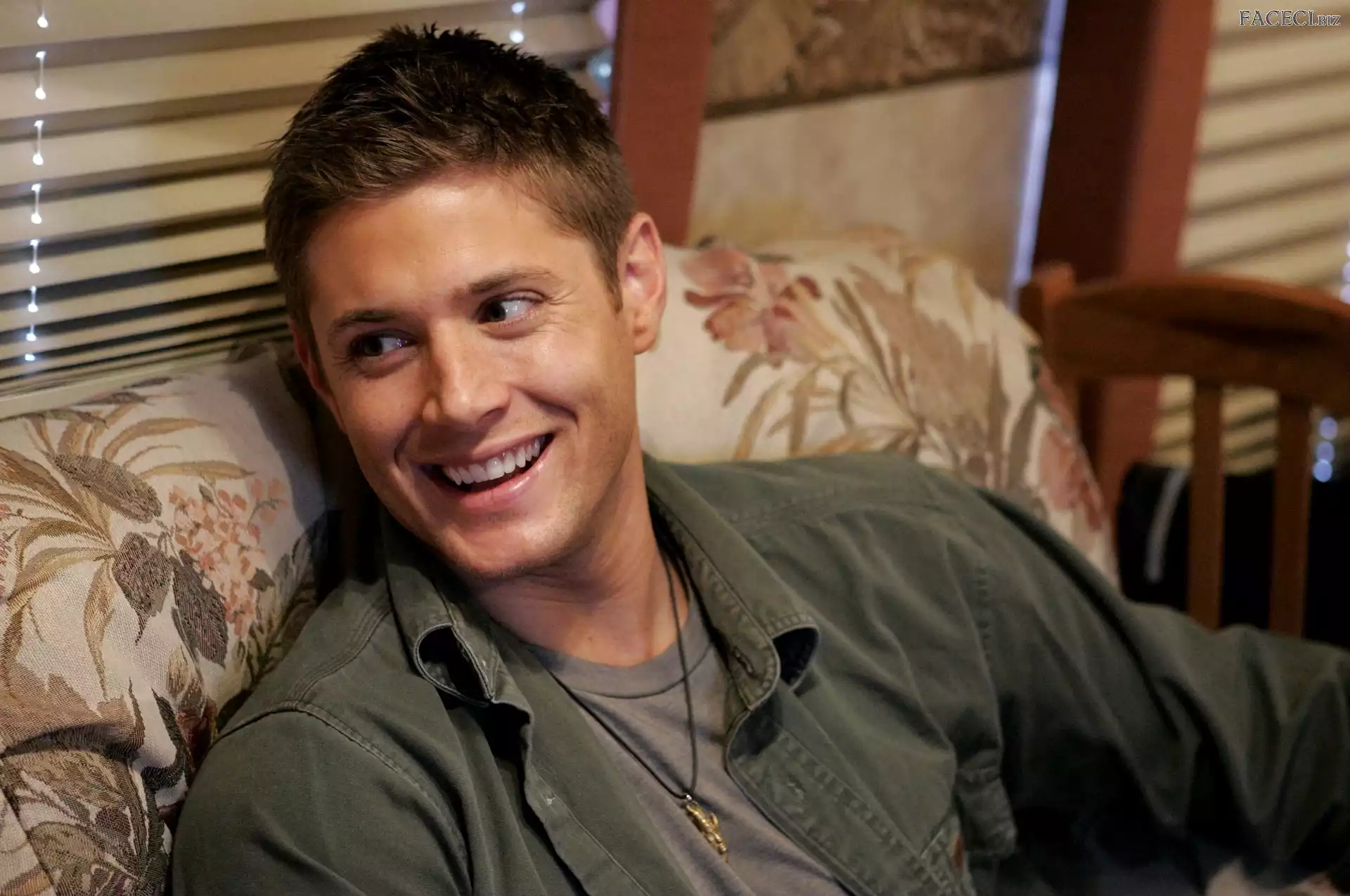 Uśmiech, Aktor, Dean Winchester